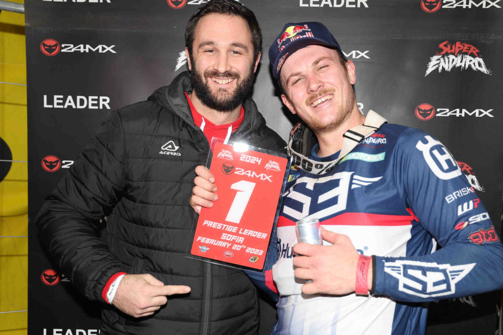 Billy BOLT on the verge of triumph